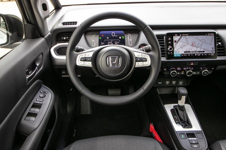 Vehicle Image 16