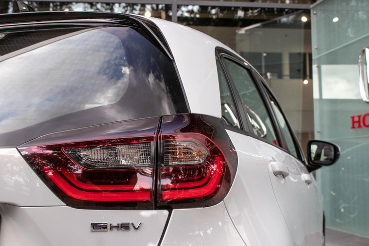 Vehicle Image 30