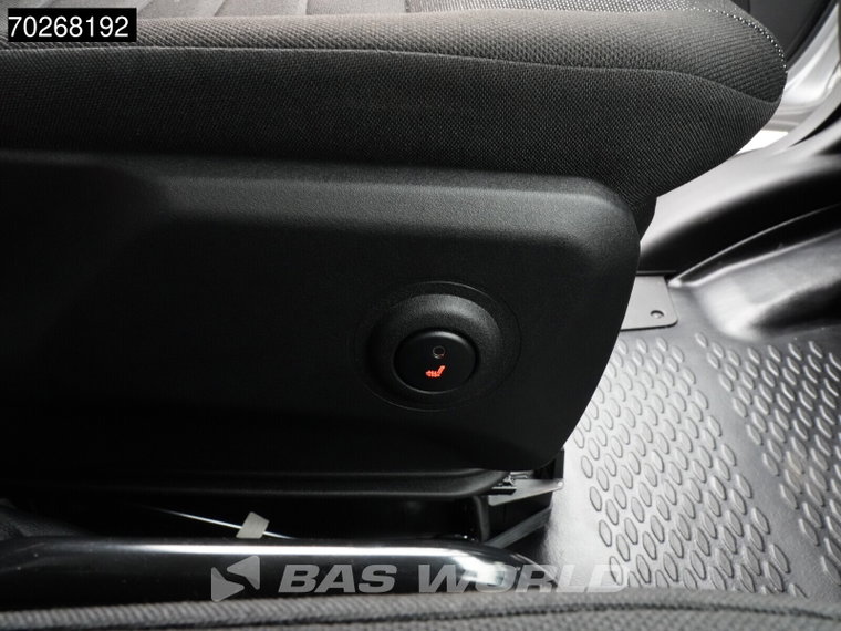 Vehicle Image 24