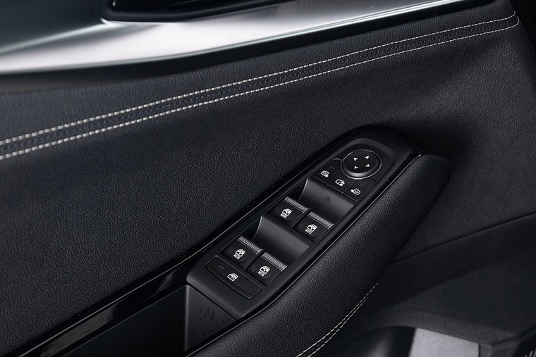 Vehicle Image 30
