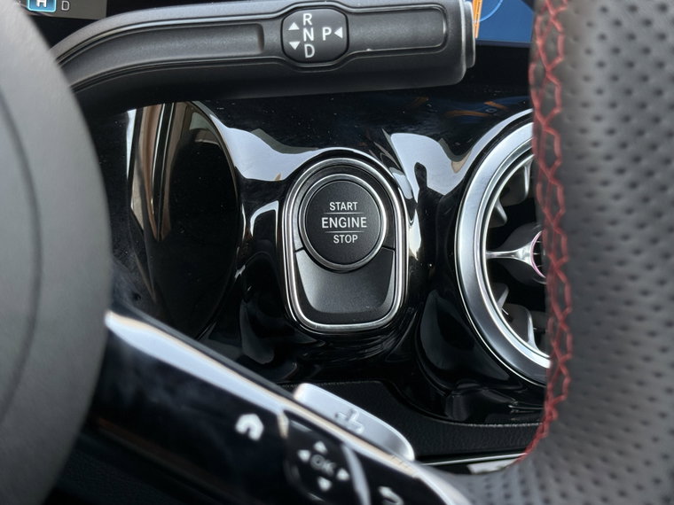 Vehicle Image 27