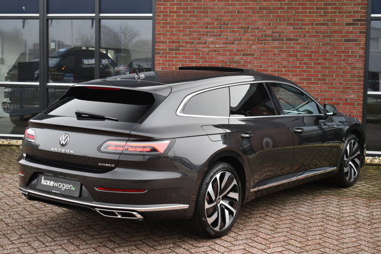 Vehicle Image 32