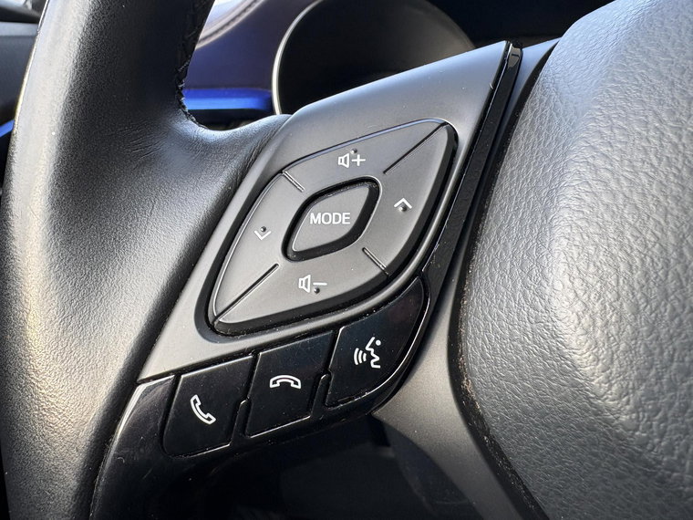 Vehicle Image 19