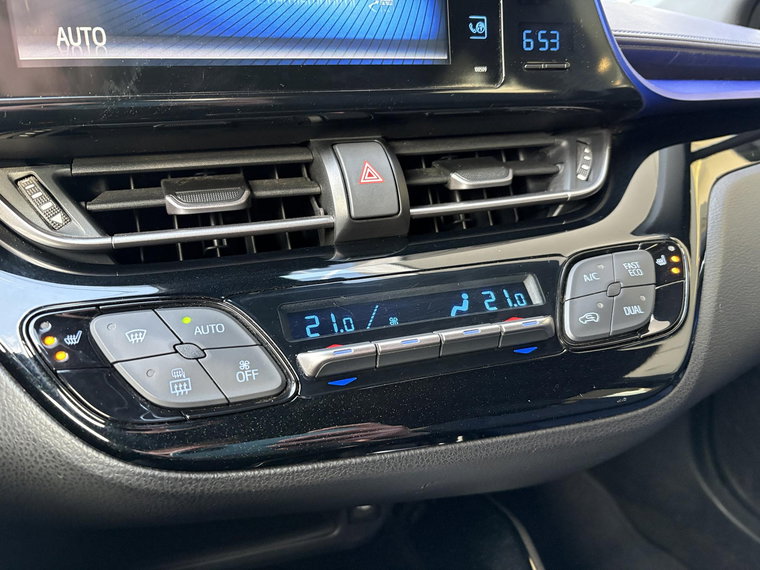 Vehicle Image 28