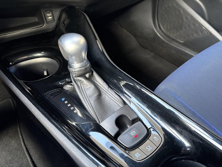 Vehicle Image 30