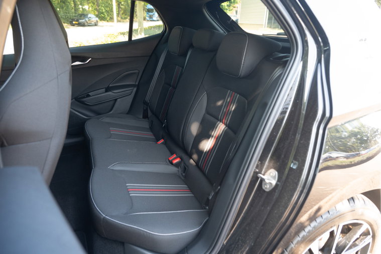 Vehicle Image 35