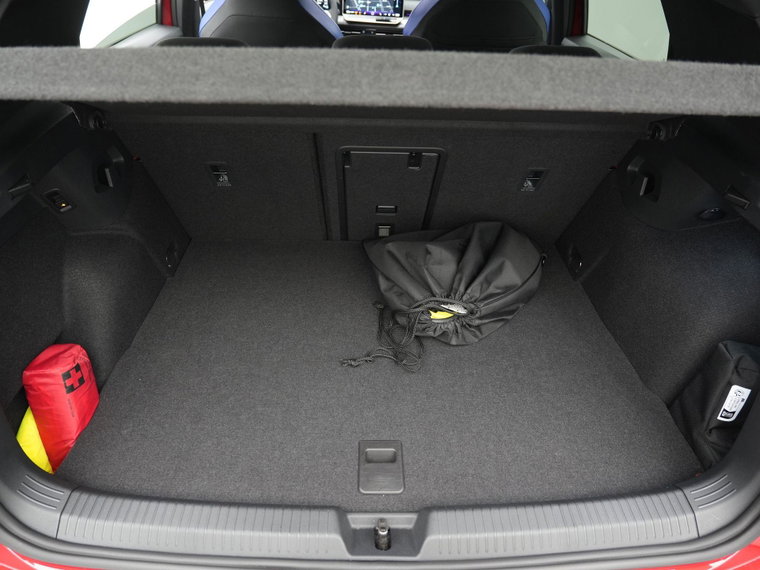 Vehicle Image 35