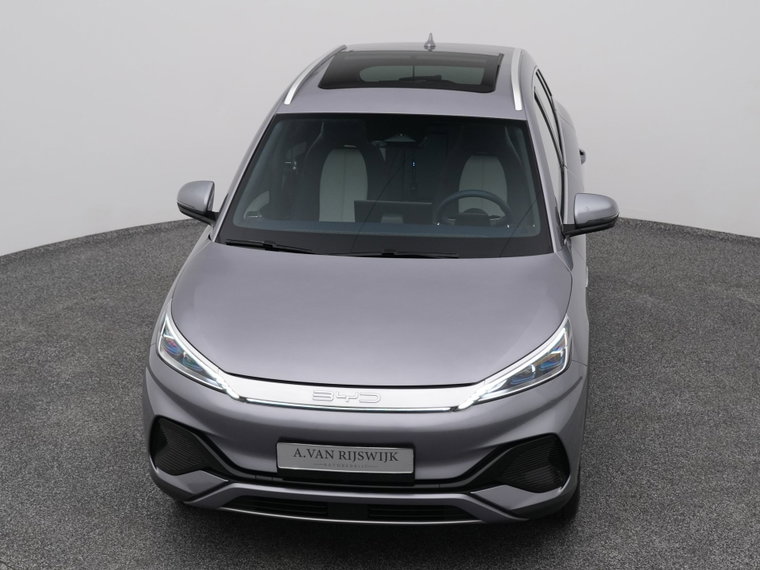 Vehicle Image 26