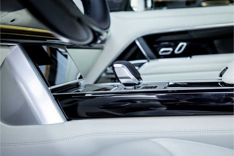 Vehicle Image 30