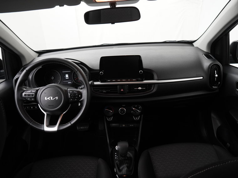 Vehicle Image 38