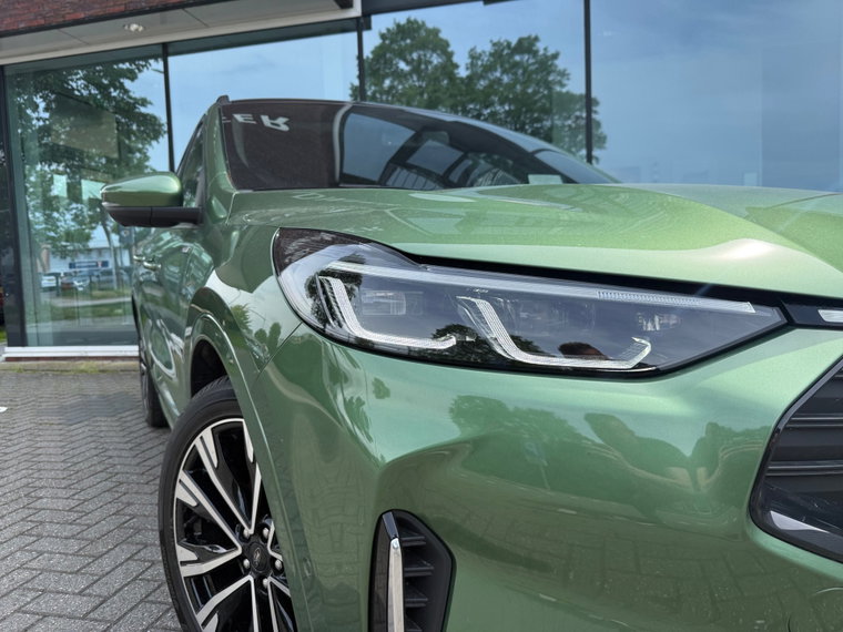 Vehicle Image 30