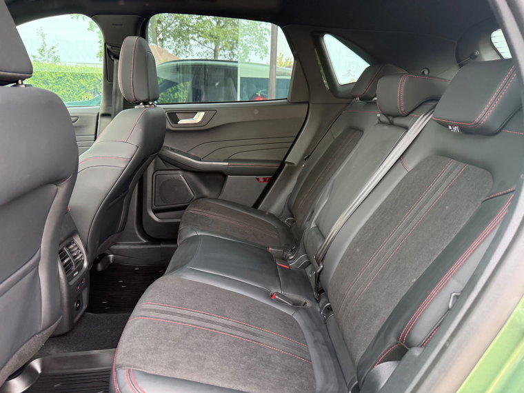 Vehicle Image 33