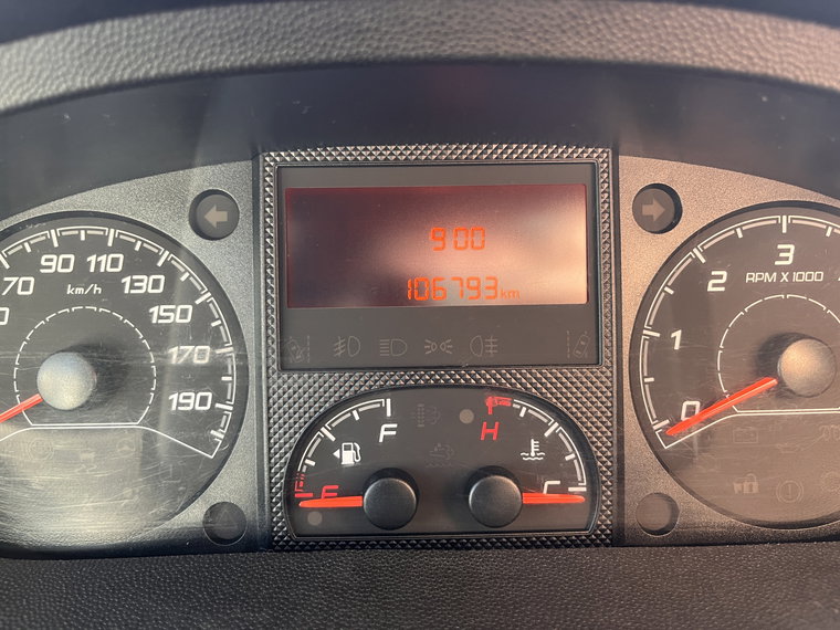 Vehicle Image 12