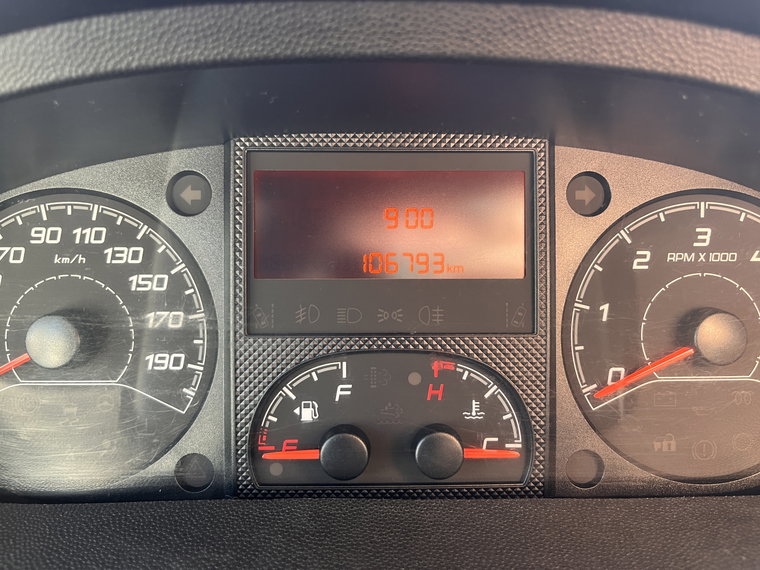 Vehicle Image 37