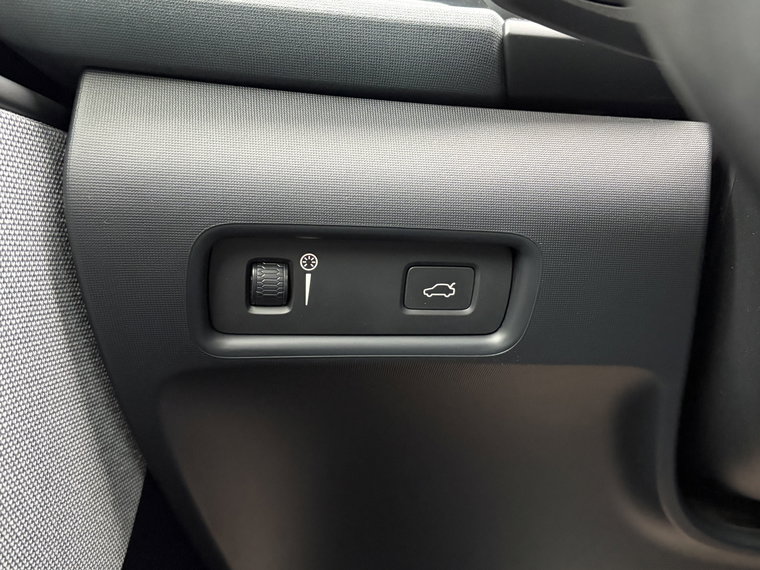 Vehicle Image 47
