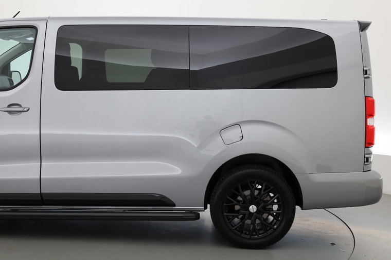 Vehicle Image 26