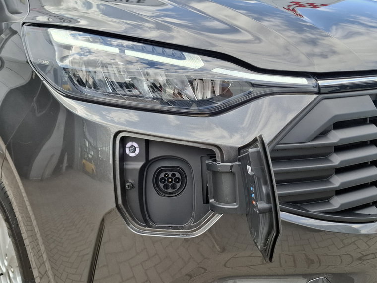Vehicle Image 19