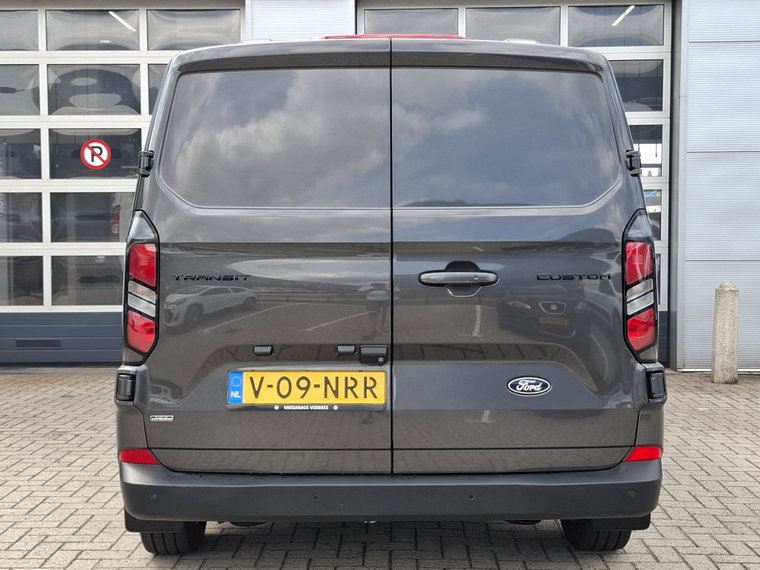 Vehicle Image 38