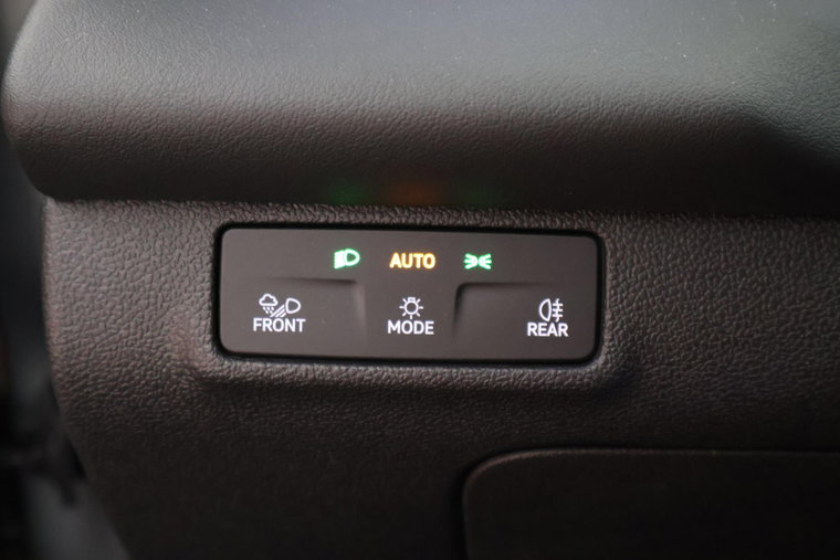 Vehicle Image 17