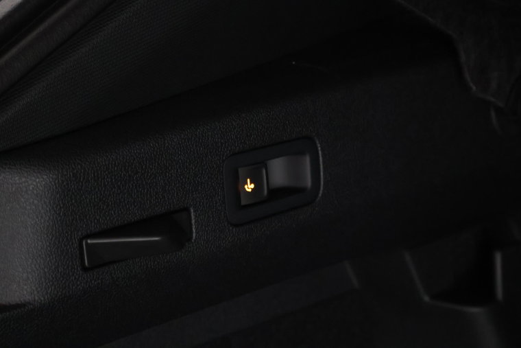 Vehicle Image 41