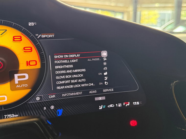 Vehicle Image 37