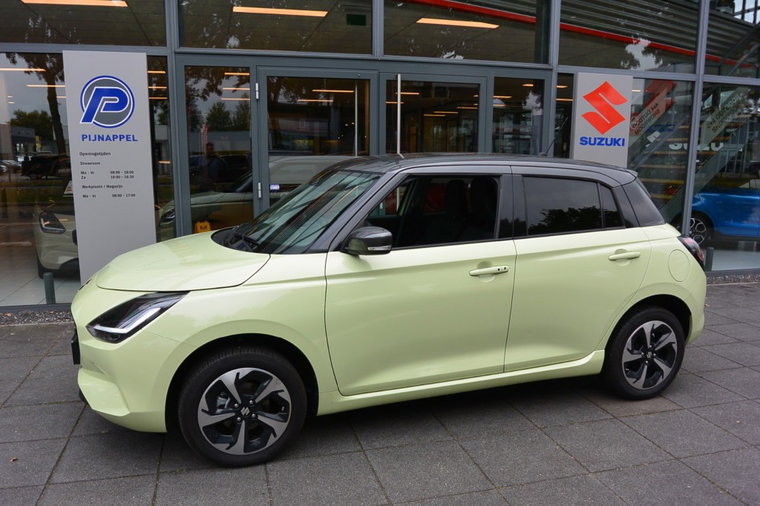 Vehicle Image 18