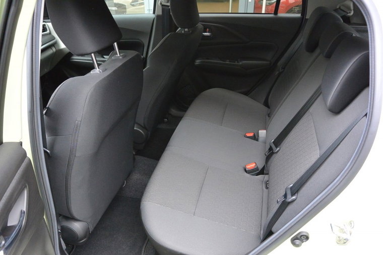 Vehicle Image 31
