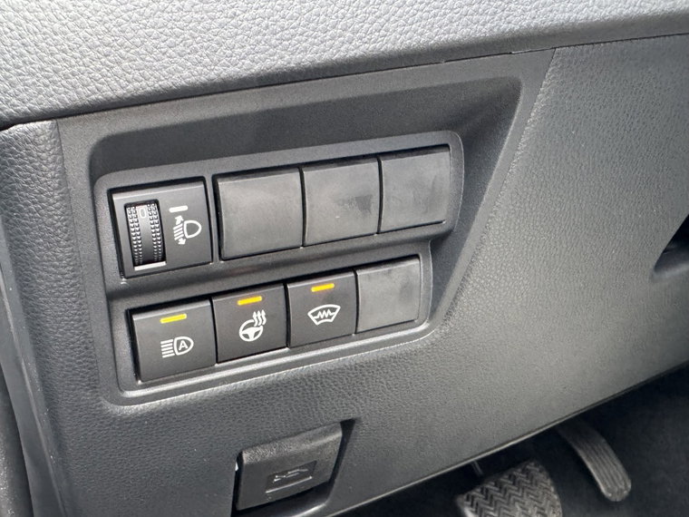 Vehicle Image 23