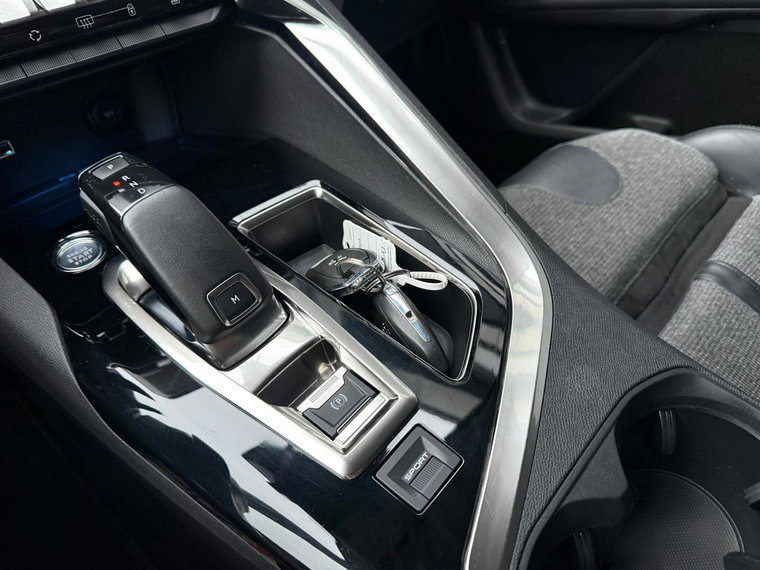 Vehicle Image 37