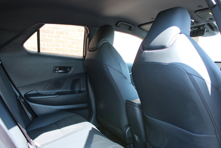 Vehicle Image 18