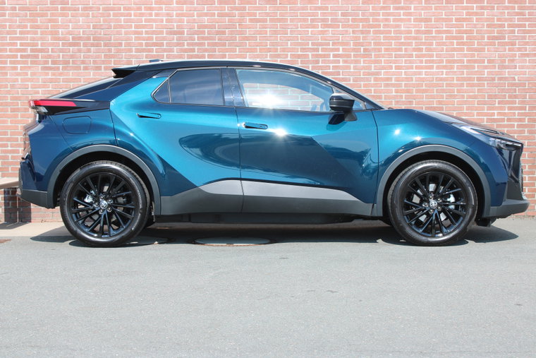 Vehicle Image 23