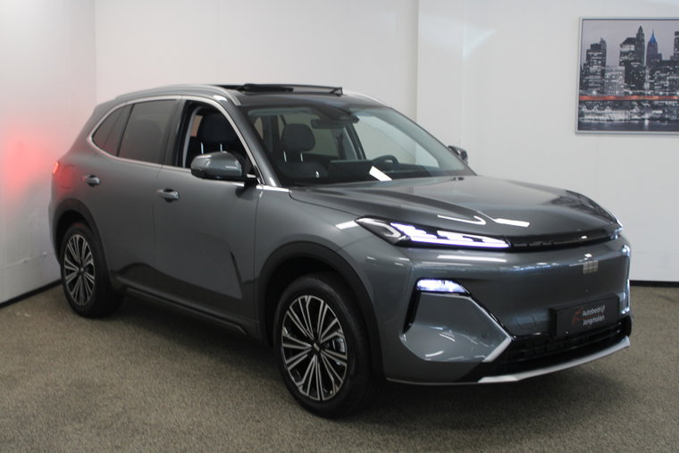 Vehicle Image 7