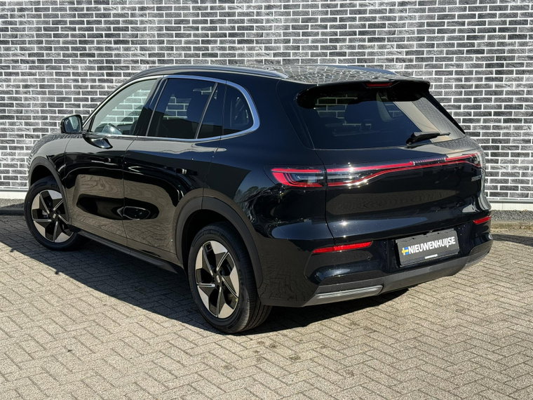 Vehicle Image 28