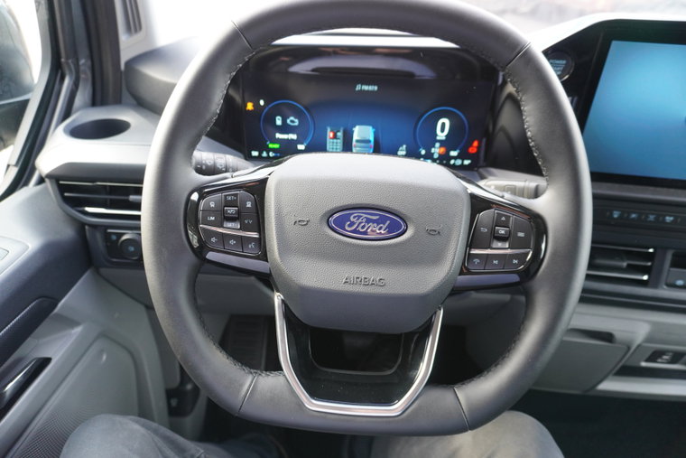 Vehicle Image 19