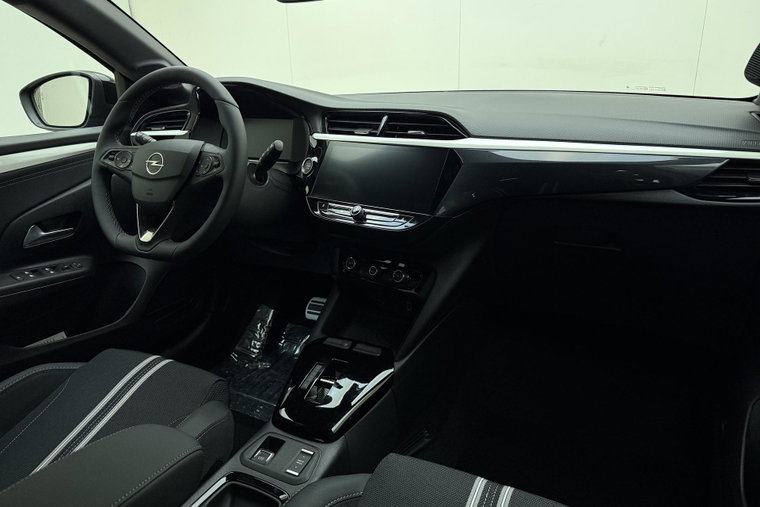 Vehicle Image 14