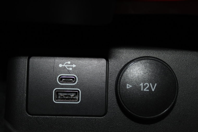 Vehicle Image 30