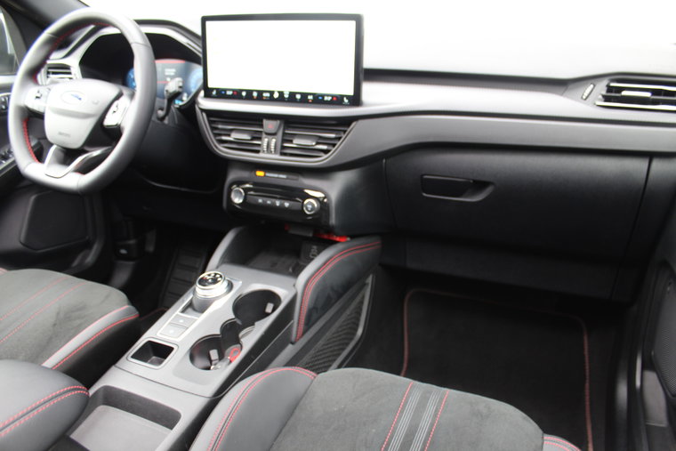 Vehicle Image 37