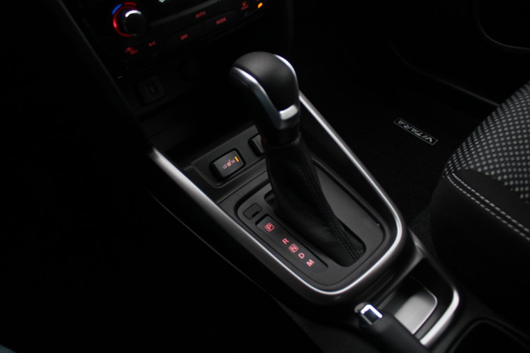 Vehicle Image 17