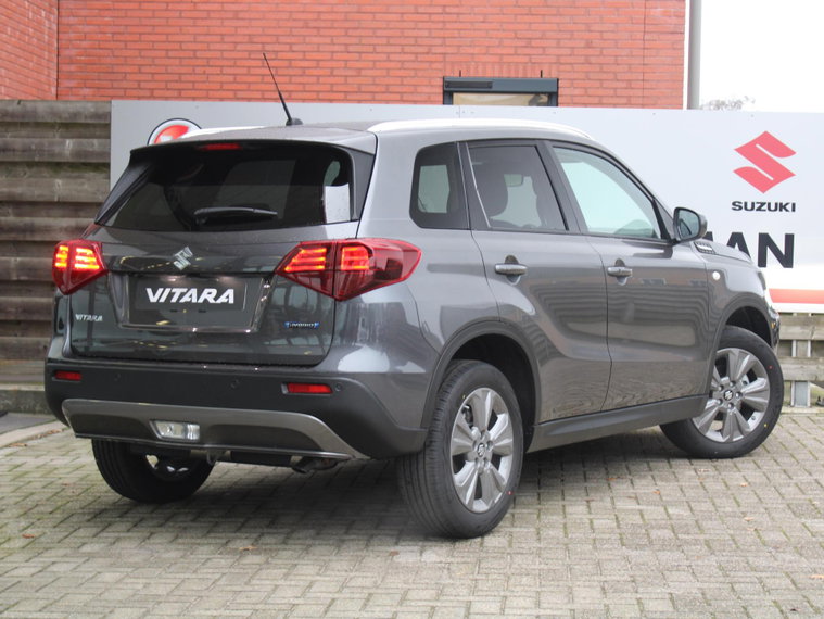 Vehicle Image 4