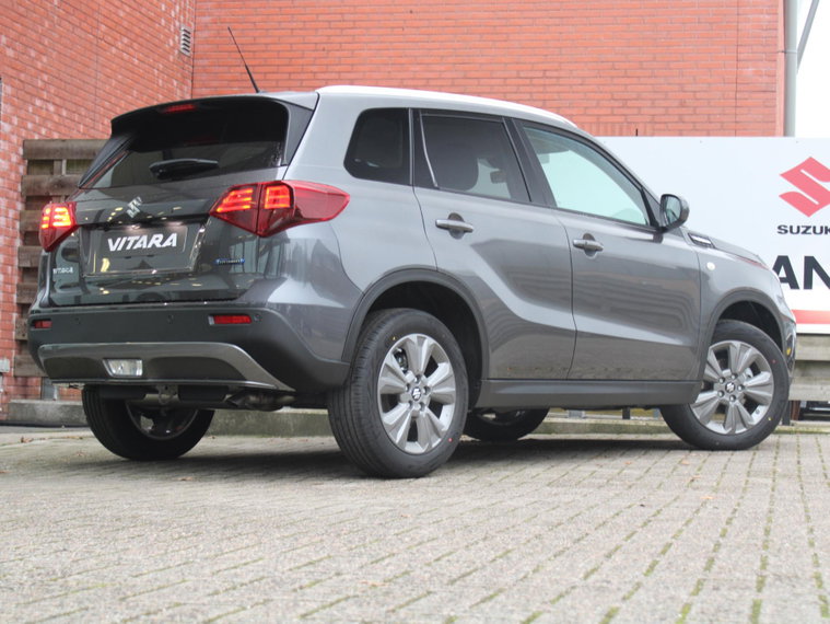 Vehicle Image 6