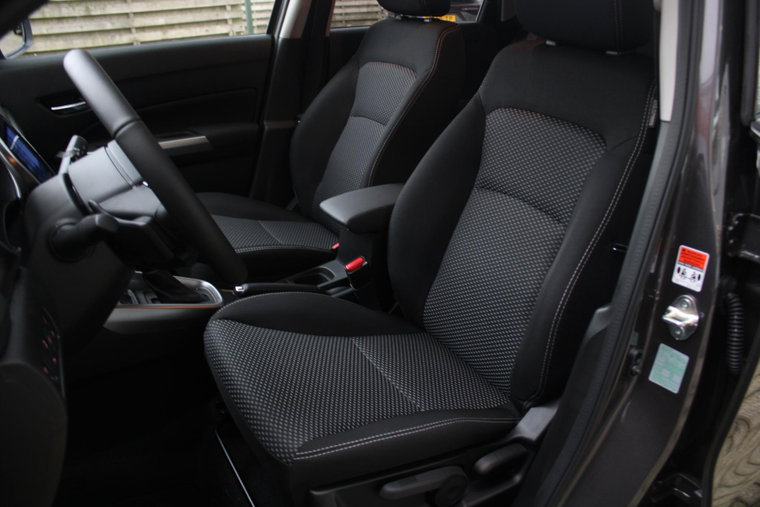 Vehicle Image 11