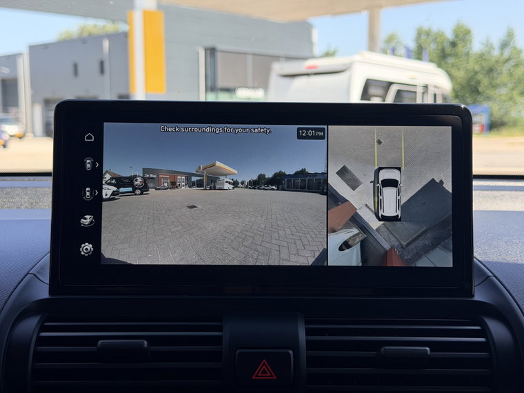 Vehicle Image 22