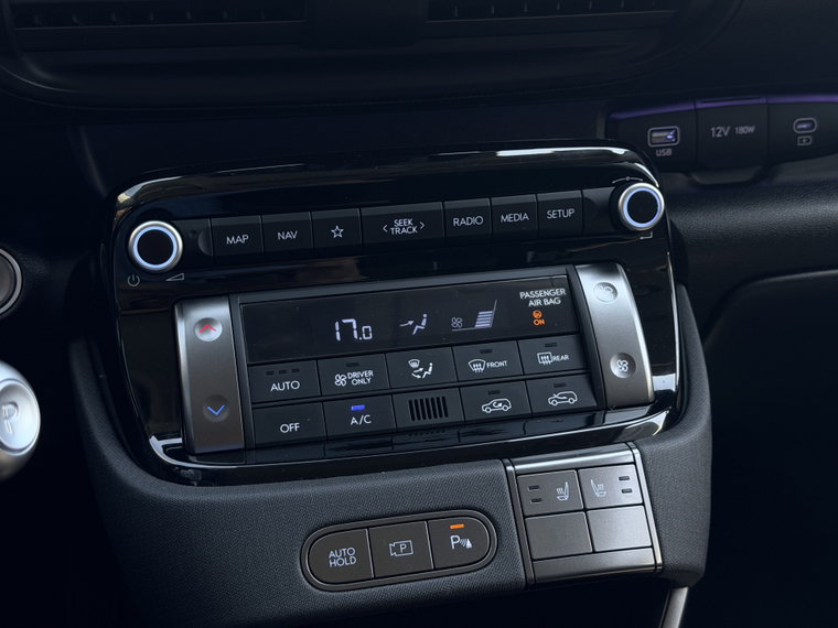 Vehicle Image 23