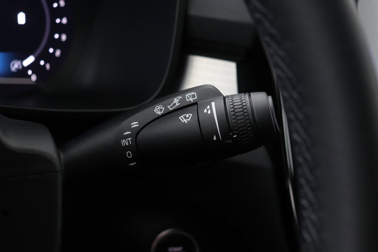 Vehicle Image 39