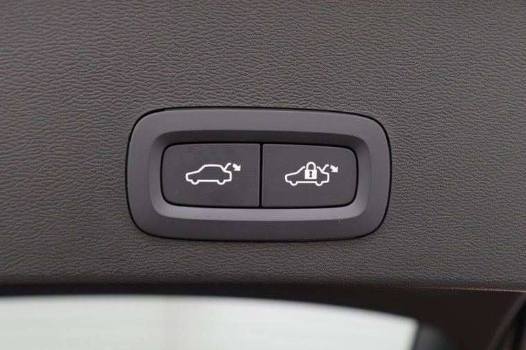 Vehicle Image 46