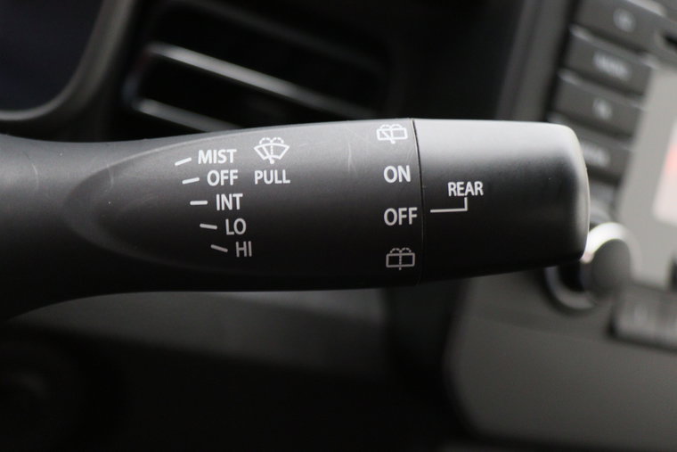 Vehicle Image 32
