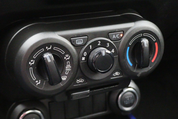 Vehicle Image 39