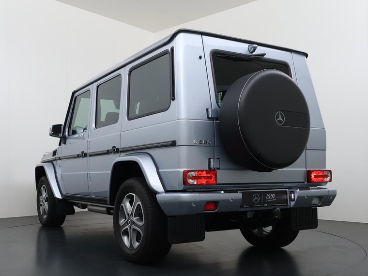 Vehicle Image 23
