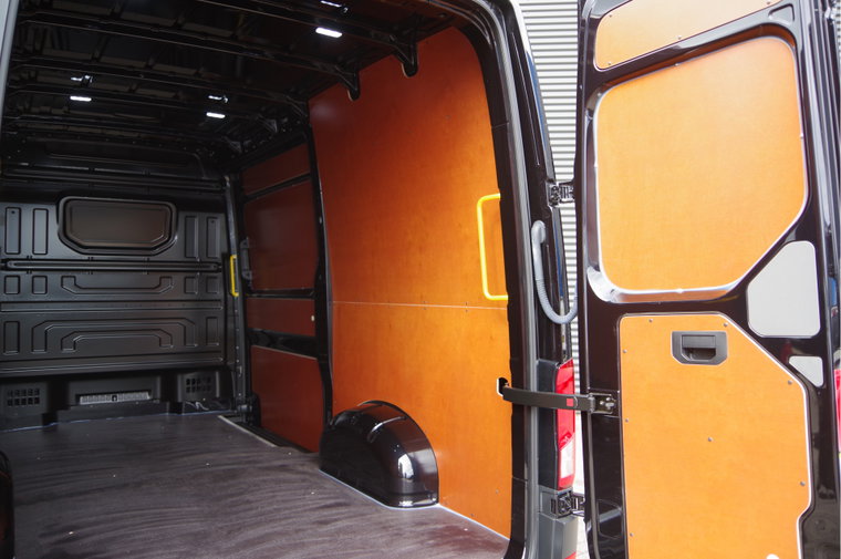 Vehicle Image 33