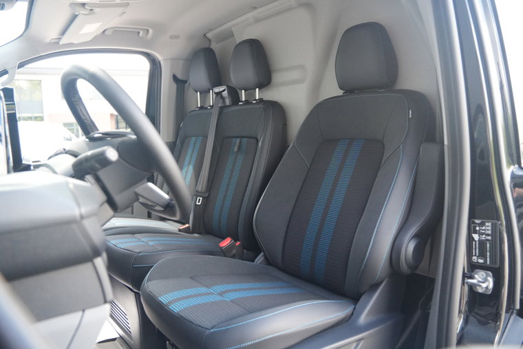 Vehicle Image 23